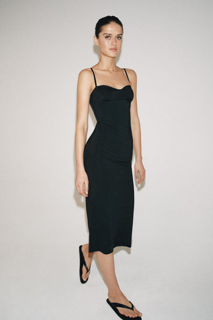 VESTIDO ESCOTE CORAZÓN