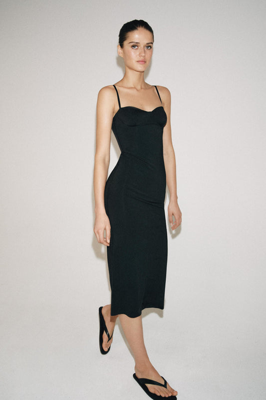 VESTIDO ESCOTE CORAZÓN